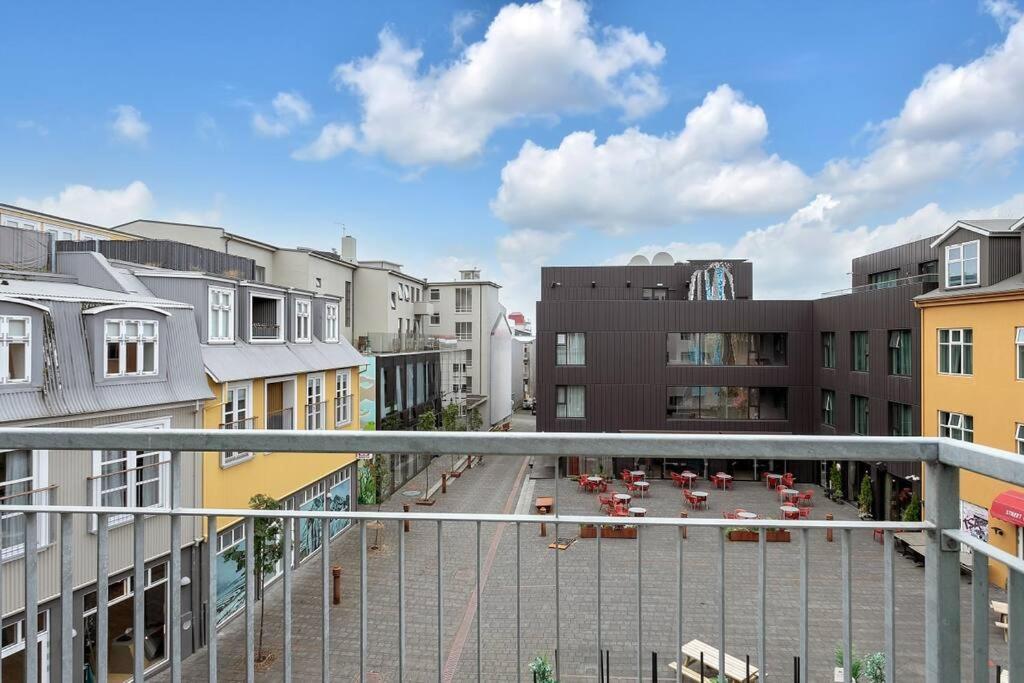 Luxury Penthous - 3 Bedroom - 2 Bath - Freeparking - Downtown Reykjavík Exterior foto